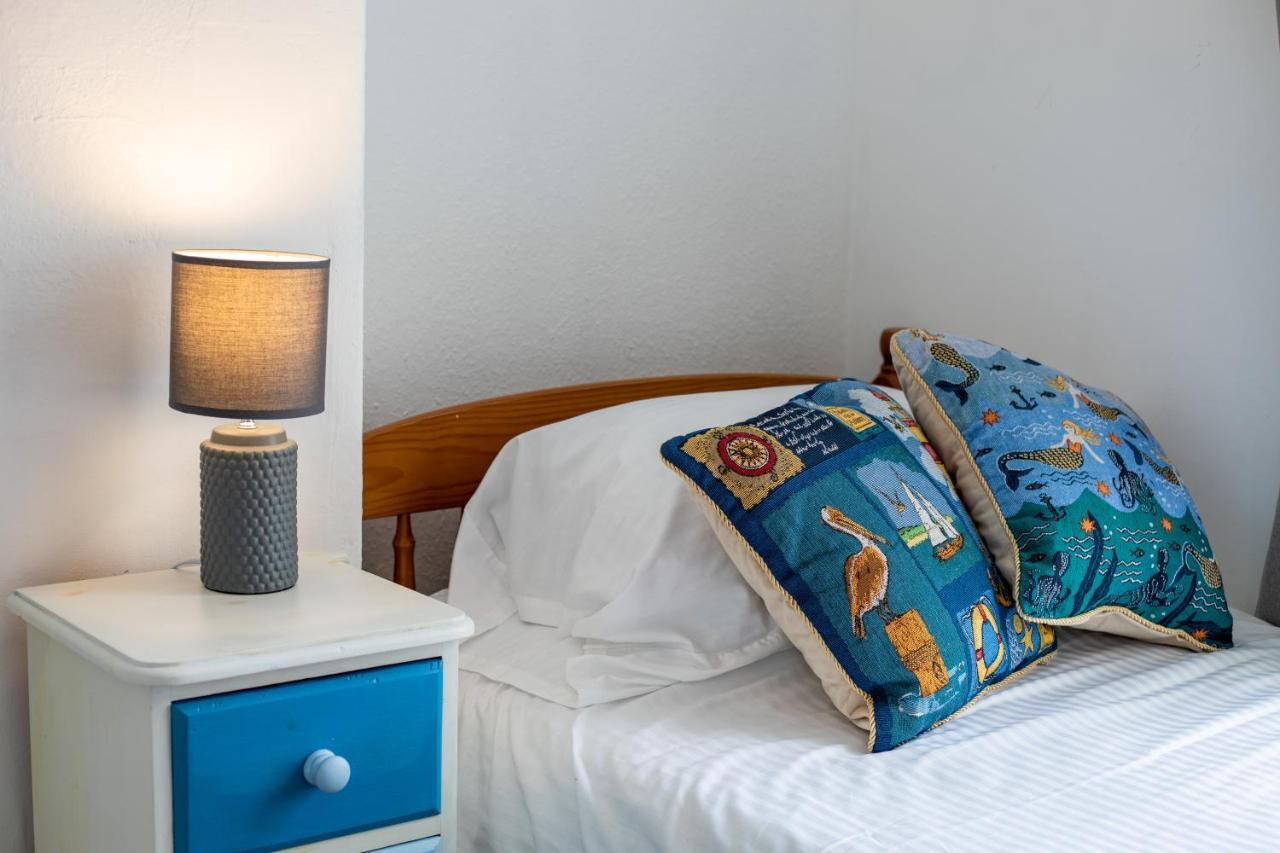 Oa Surf Club Bed and Breakfast Bude Exteriör bild
