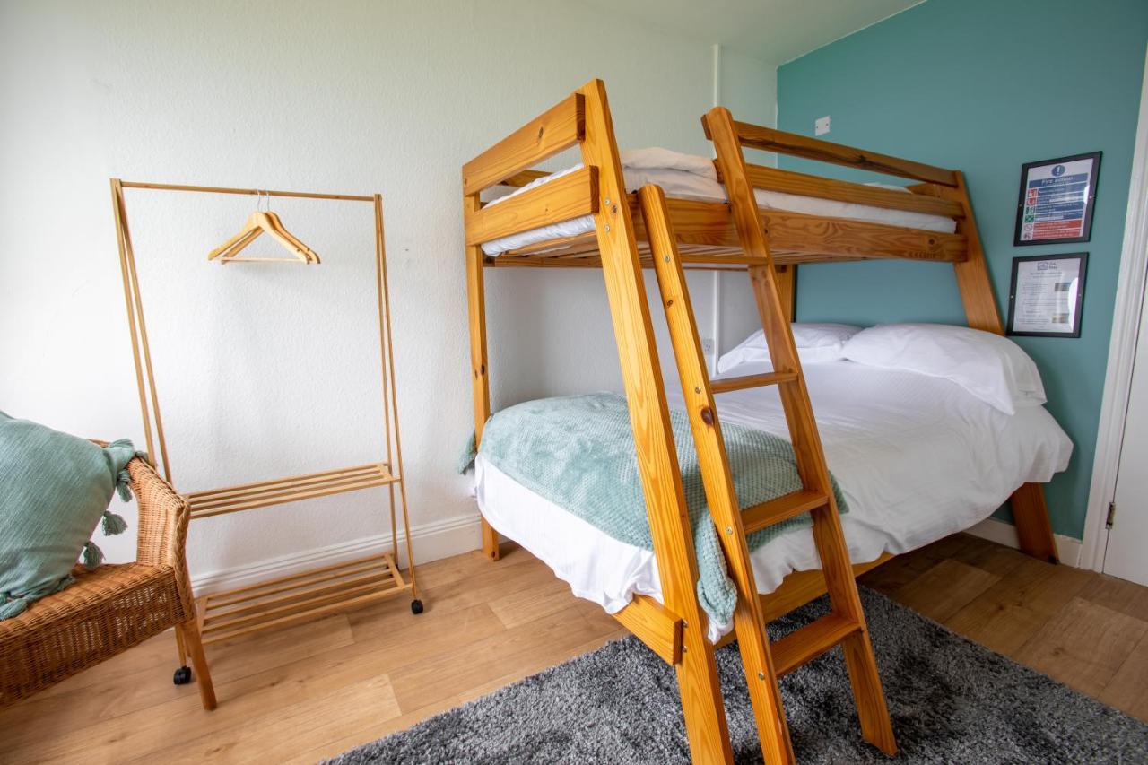 Oa Surf Club Bed and Breakfast Bude Exteriör bild